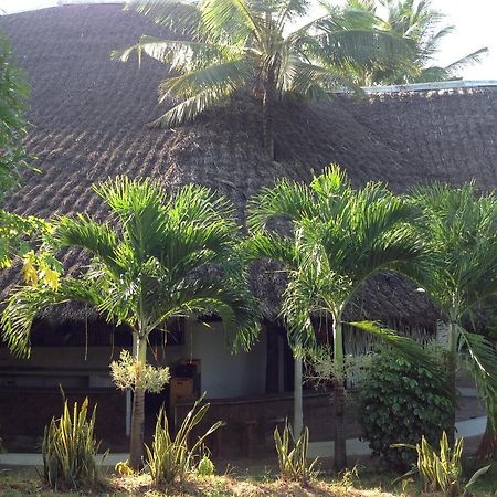 Travellers Inn Resort Malindi Kijiwetanga Extérieur photo