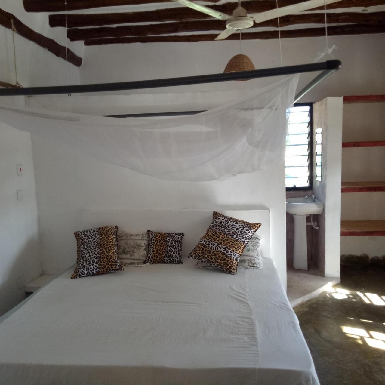 Travellers Inn Resort Malindi Kijiwetanga Extérieur photo