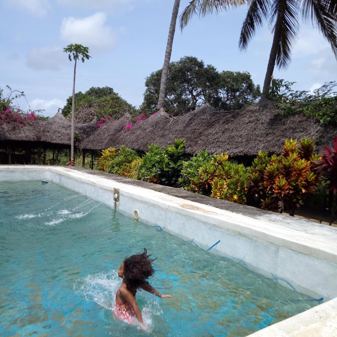 Travellers Inn Resort Malindi Kijiwetanga Extérieur photo
