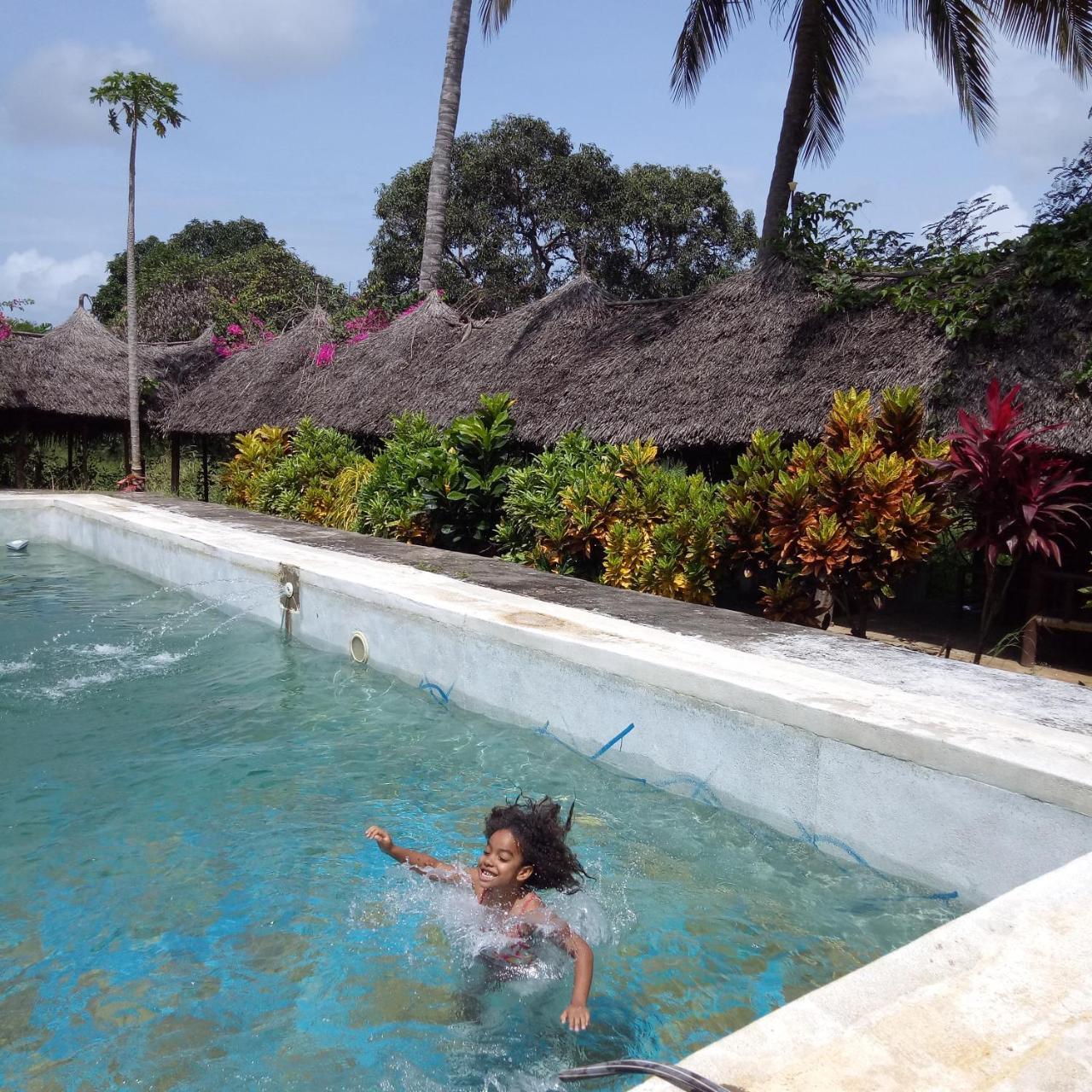 Travellers Inn Resort Malindi Kijiwetanga Extérieur photo