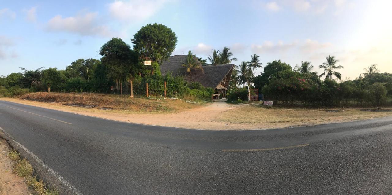 Travellers Inn Resort Malindi Kijiwetanga Extérieur photo