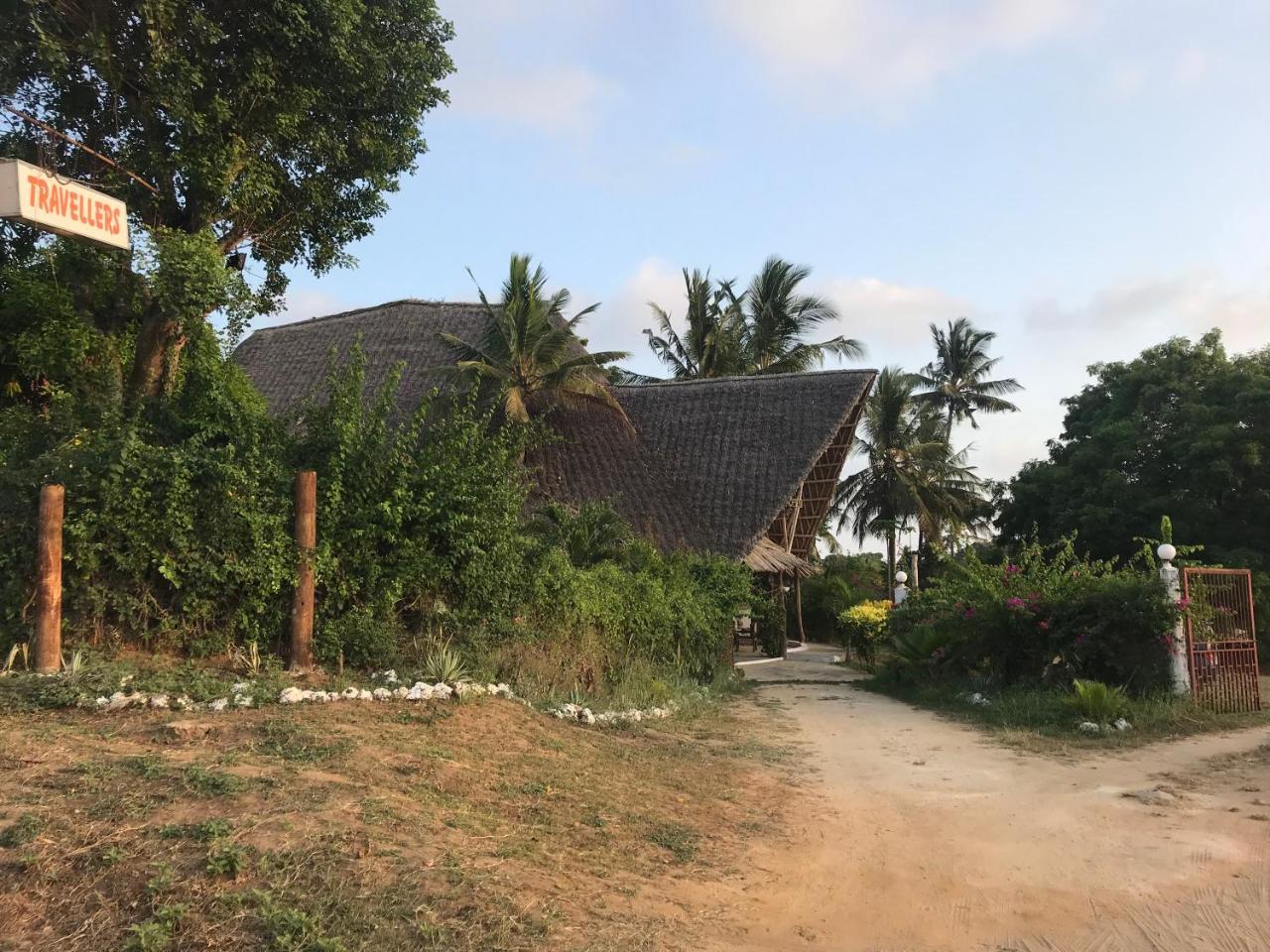 Travellers Inn Resort Malindi Kijiwetanga Extérieur photo