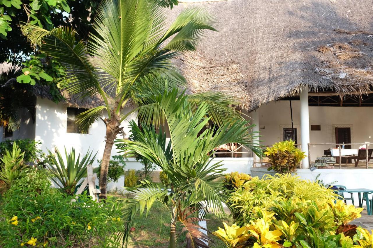 Travellers Inn Resort Malindi Kijiwetanga Extérieur photo