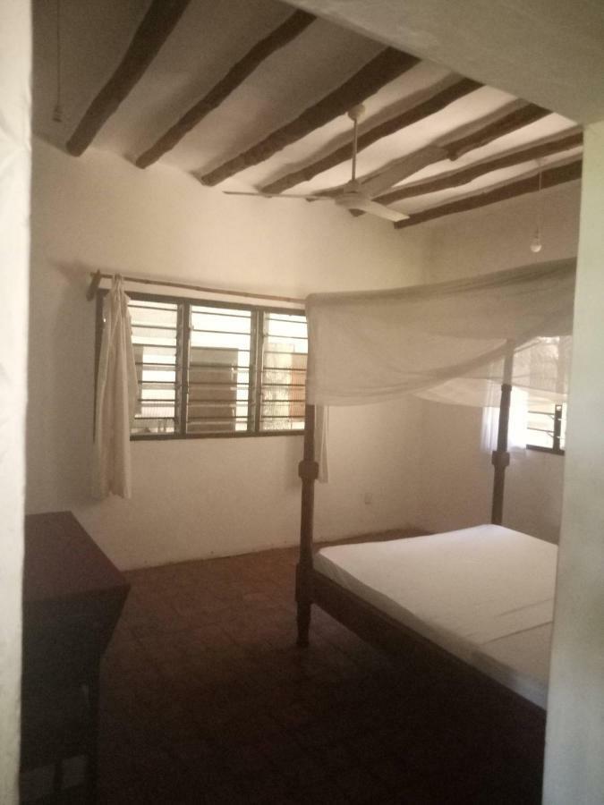 Travellers Inn Resort Malindi Kijiwetanga Extérieur photo