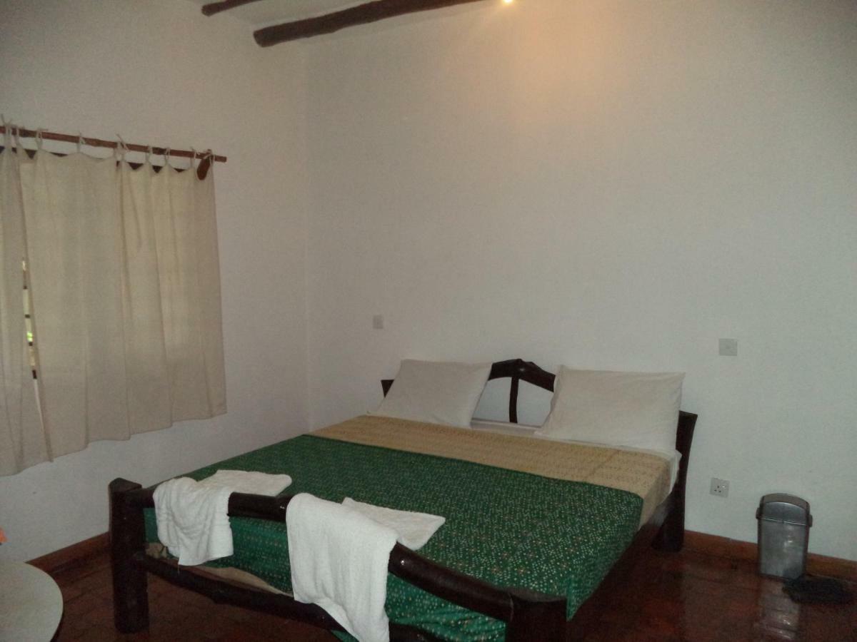 Travellers Inn Resort Malindi Kijiwetanga Extérieur photo