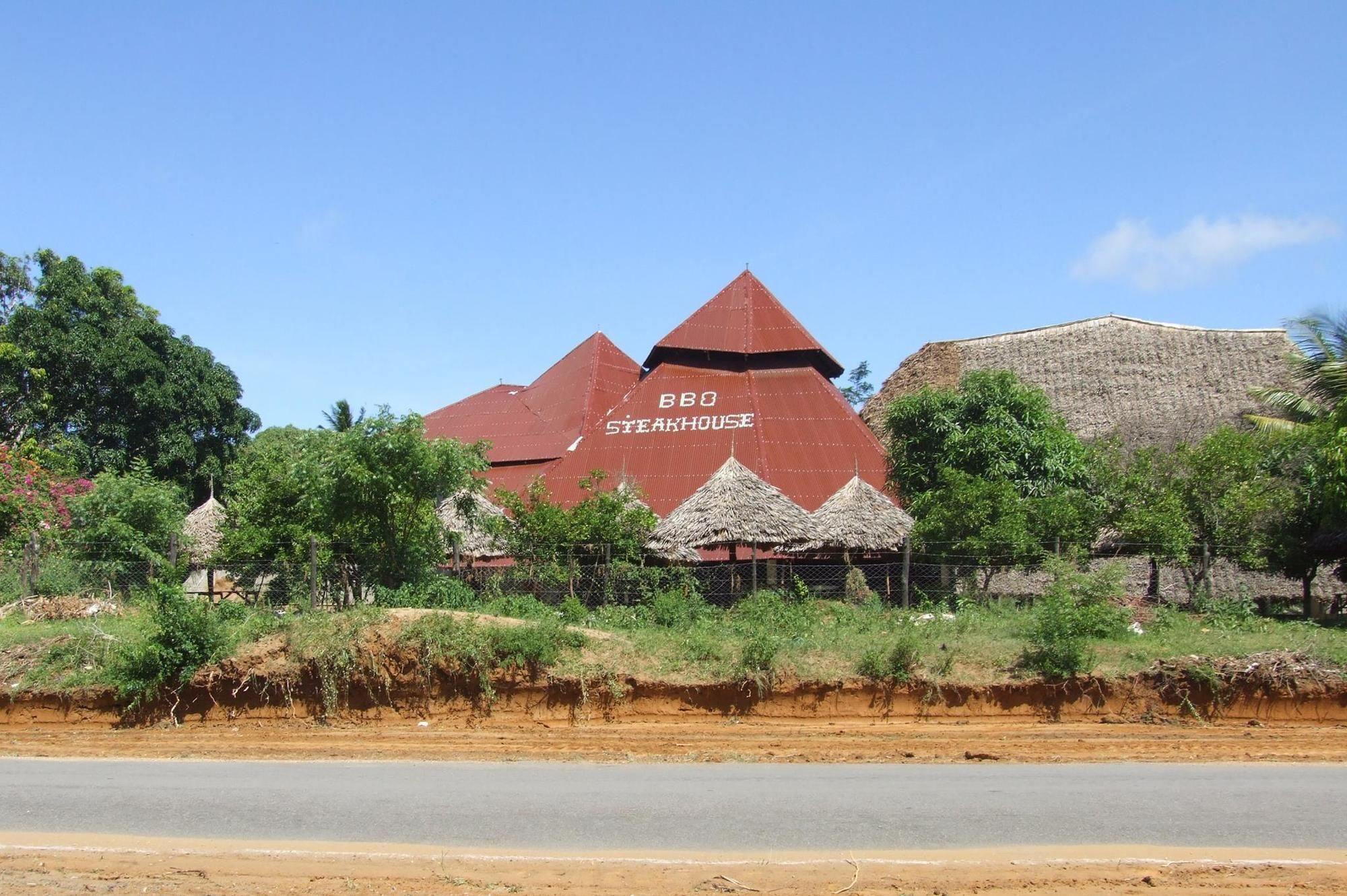 Travellers Inn Resort Malindi Kijiwetanga Extérieur photo