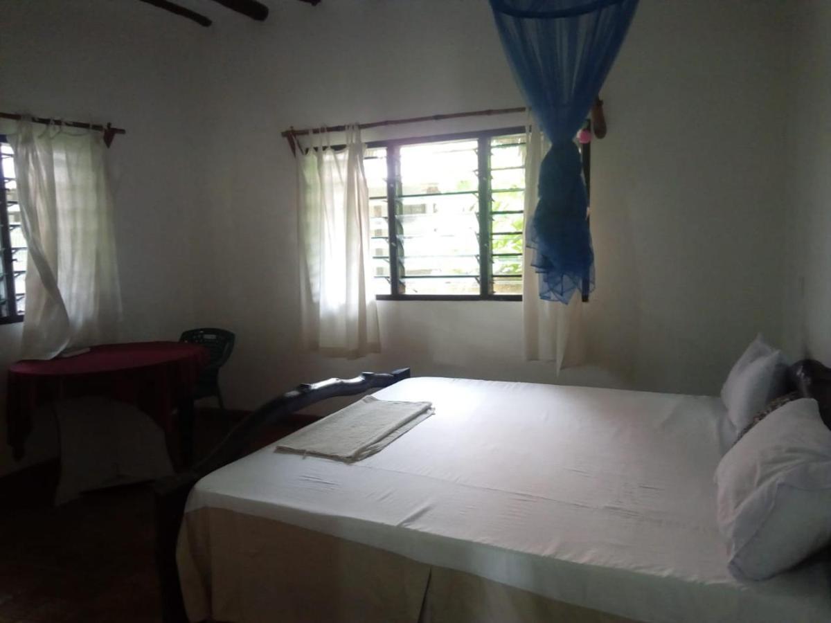Travellers Inn Resort Malindi Kijiwetanga Extérieur photo
